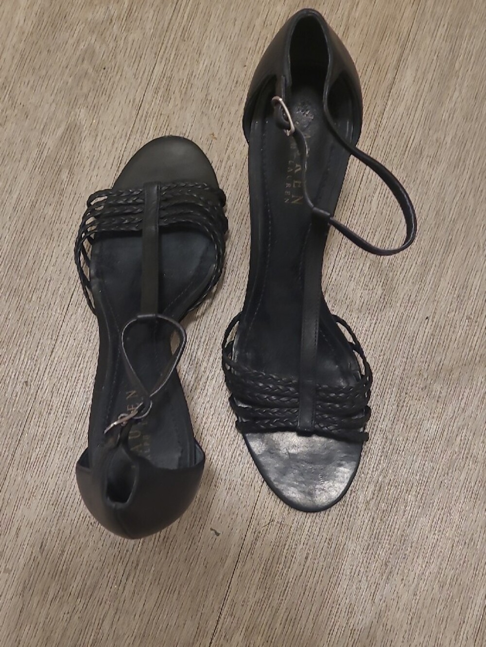 Vintage 90's Women's Black Strappy Ankle-Wrap Sandals